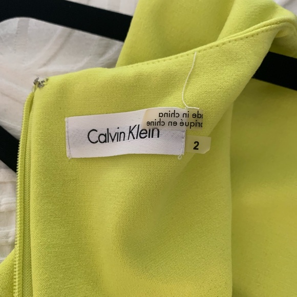 Calvin Klein Dress size 2 neon green - Picture 3 of 3